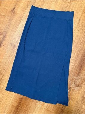 Pact Ribbed Midi Skirt with Side Slit